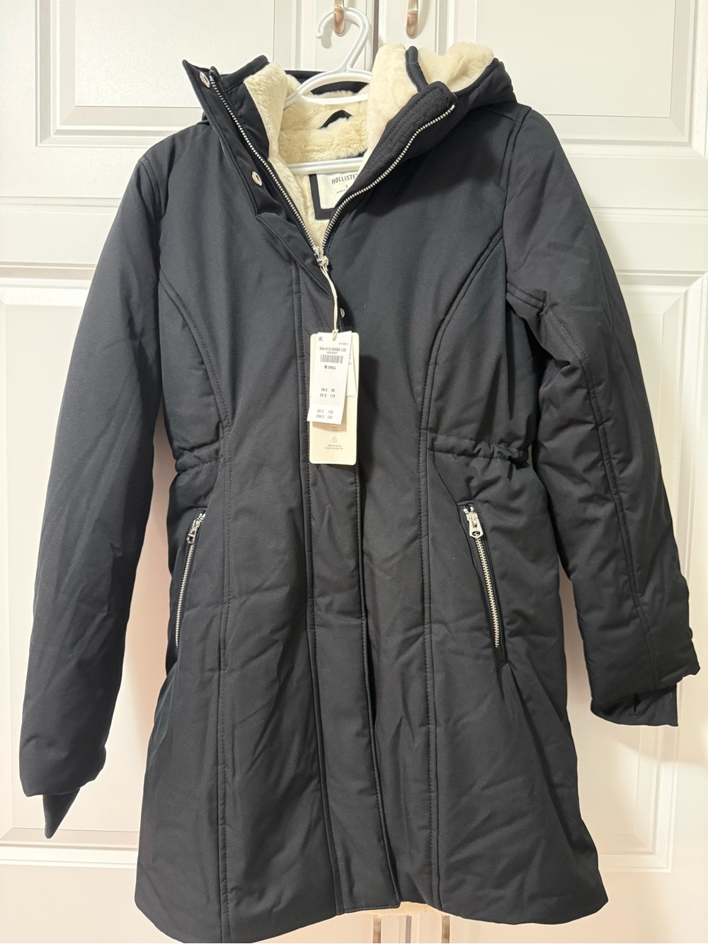 Hollister Womens Black Hooded Puffer Coat with Faux Fur Lining